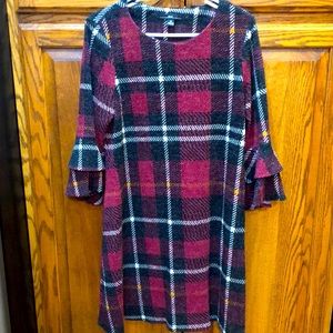 R & K NWT SZ 12 Res and Black Midi